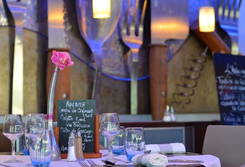 هتل Kyriad Dijon Est  Mirande