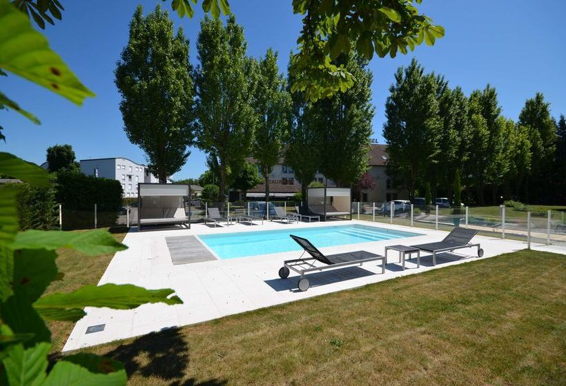 هتل Kyriad Dijon Est  Mirande