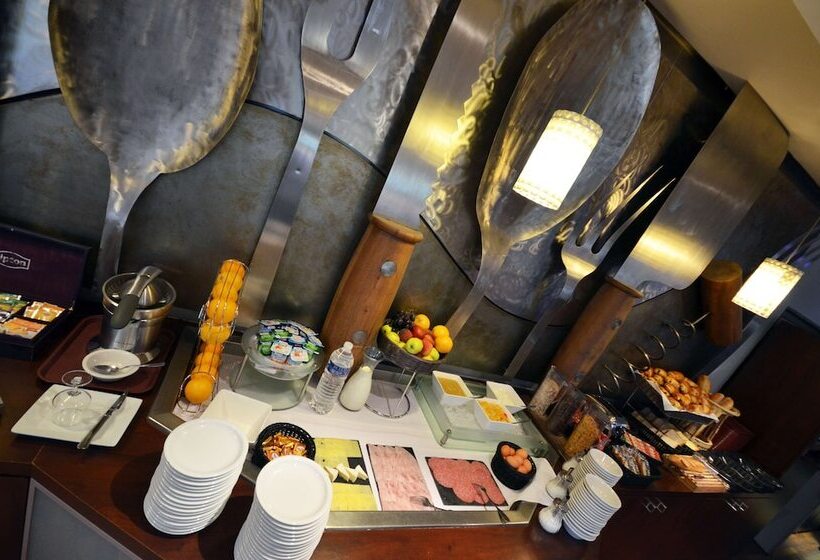 هتل Kyriad Dijon Est  Mirande