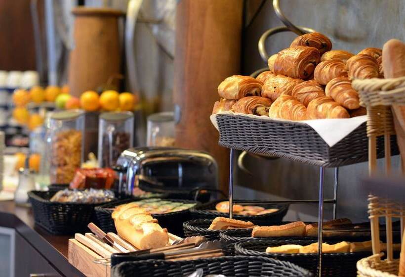 هتل Kyriad Dijon Est  Mirande