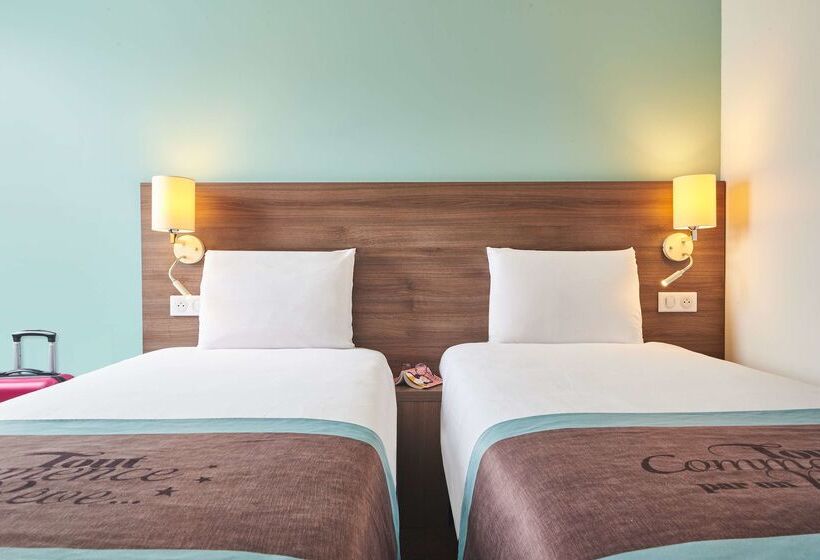 فندق Kyriad Lille  Mons En Baroeul