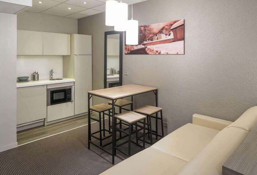 酒店 Best Western Voiron Centre