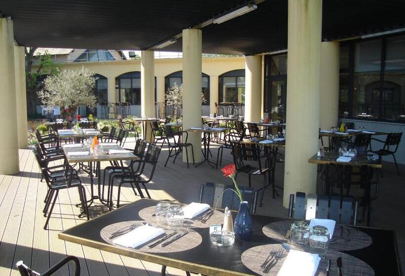 ホテル Le Paddock