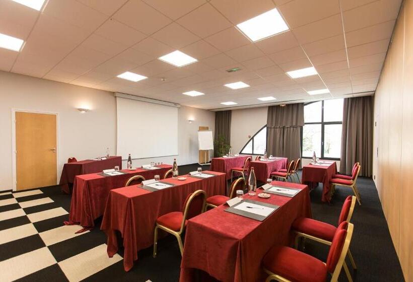 ホテル Le Paddock