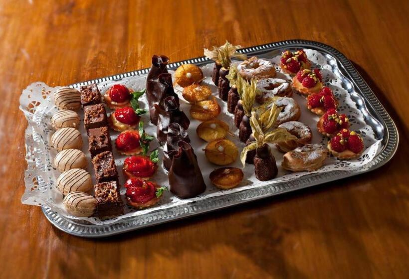 ホテル Logis Cottage