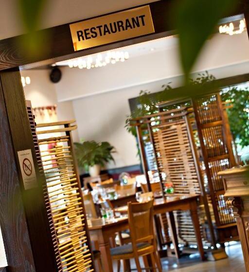 ホテル Logis Cottage