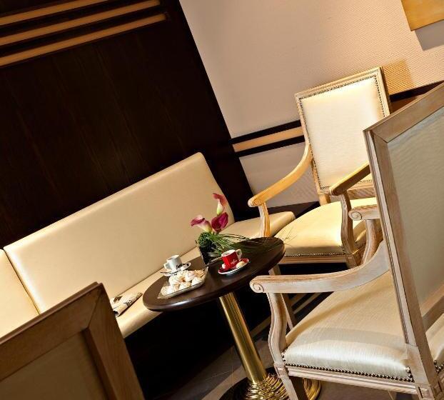 ホテル Logis Cottage