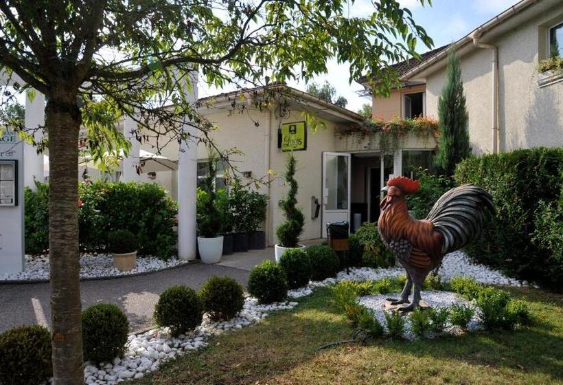 ホテル Logis Cottage