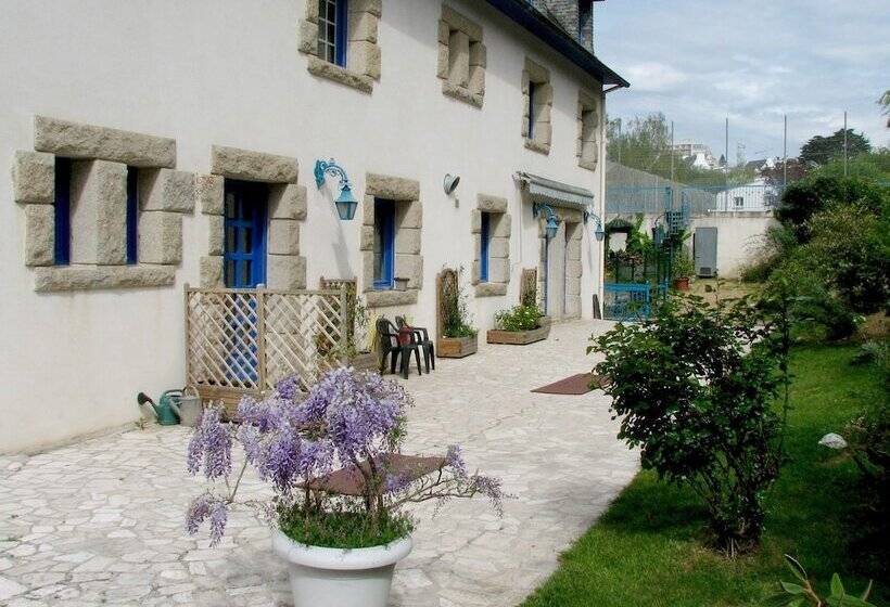 Logis Hotel De La Corniche