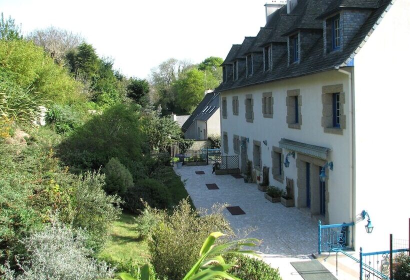 Logis Hotel De La Corniche