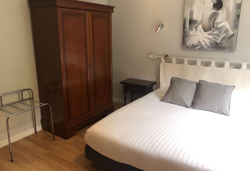 Logis Hotel De La Corniche