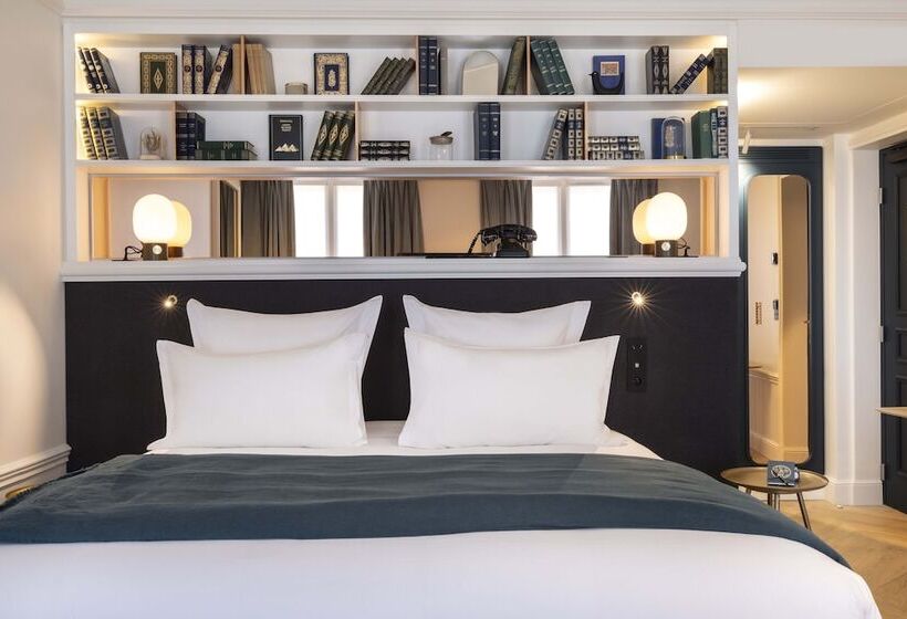 ホテル Louvre Montana