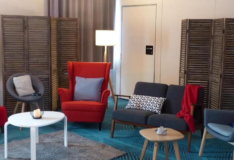 בית מלון כפרי Mercure Poitiers Site Du Futuroscope