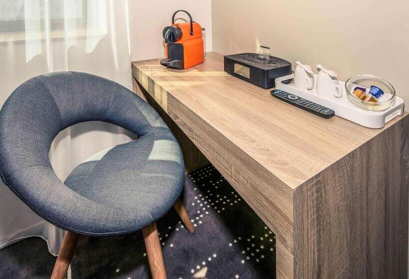 בית מלון כפרי Mercure Poitiers Site Du Futuroscope