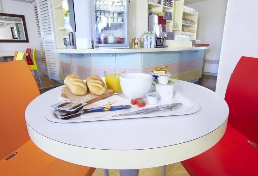 Отель Classe Troyes La Chapelle Saint Luc