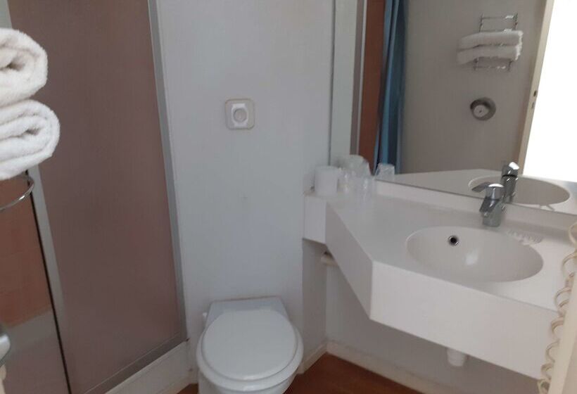 Отель Classe Troyes La Chapelle Saint Luc