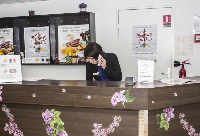 Отель Classe Troyes La Chapelle Saint Luc