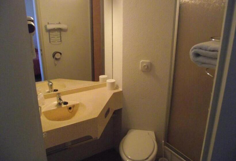 Отель Classe Troyes La Chapelle Saint Luc