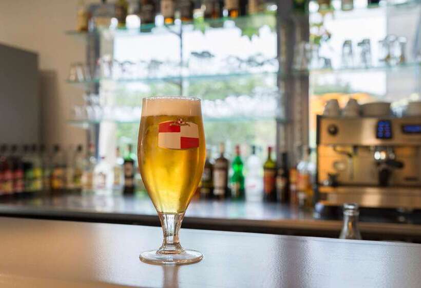 酒店 The Originals City, Hôtel Valence Est