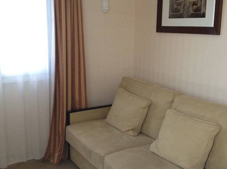 هتل The Originals City, Hôtel Chantecler, Le Mans