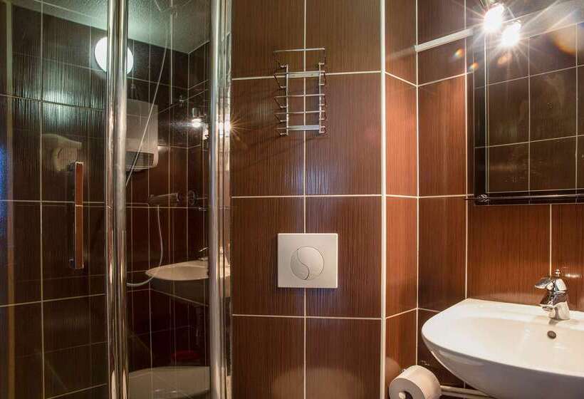 호텔 The Originals City, Hôtel Orléans Nord