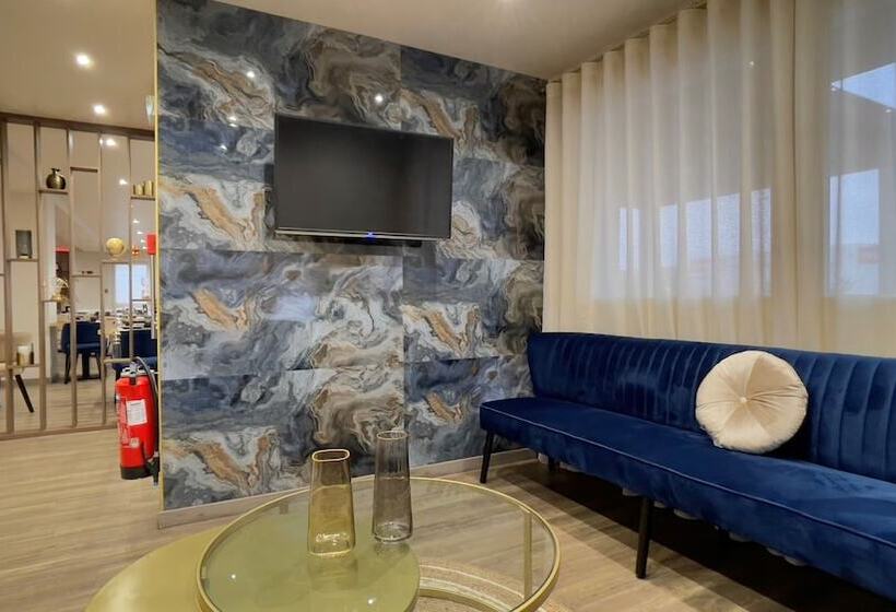 호텔 The Originals City, Hôtel Orléans Nord