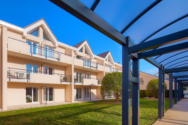 The Residence Hotel Geneva Airport   M3 Ferney