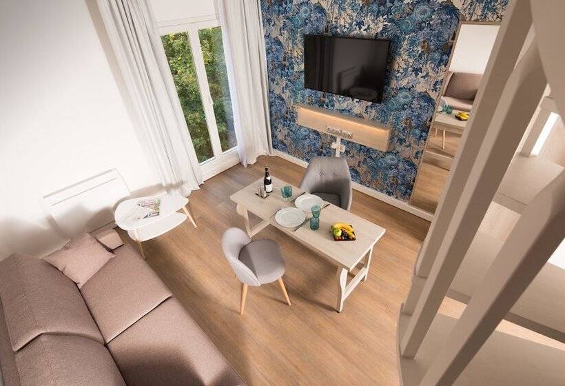 The Residence Hotel Geneva Airport   M3 Ferney