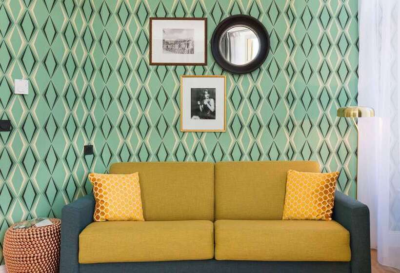 The Jay Hotel By Happyculture