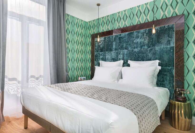 The Jay Hotel By Happyculture