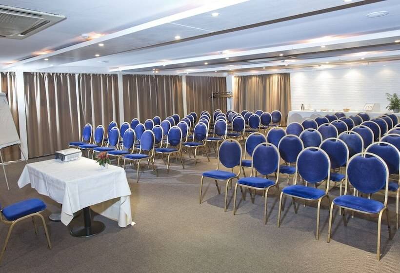 Best Western Hotel Du Lac Dunkerque  Restaurant Ouvert 7/7 Midi Et Soir