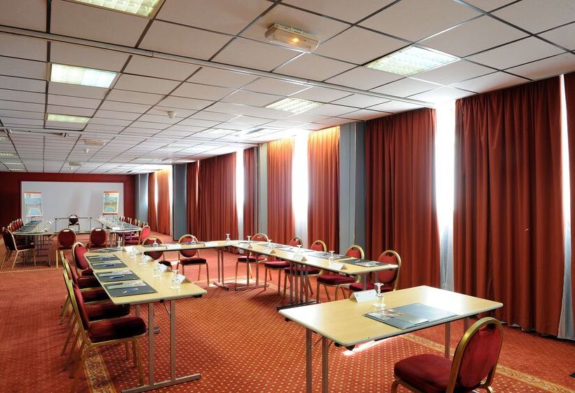 فندق Atrium Arles Centre