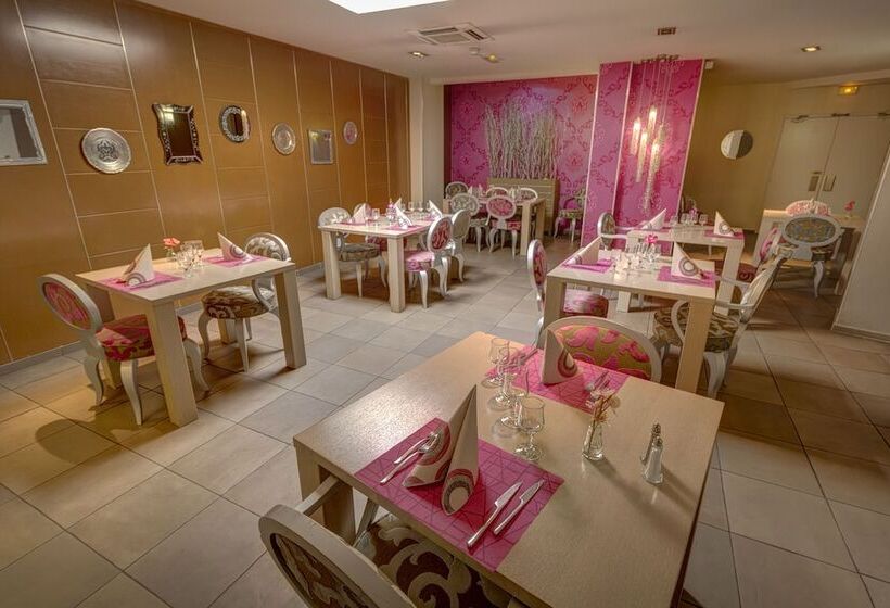 فندق Atrium Arles Centre