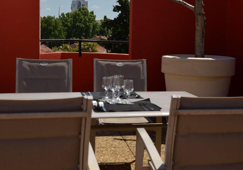 فندق Atrium Arles Centre