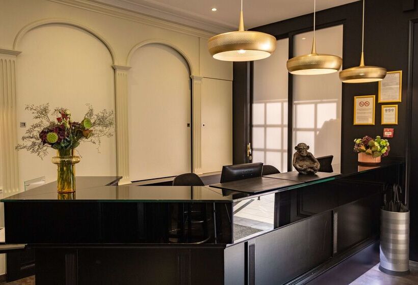 Отель Best Western Plus Le Moderne