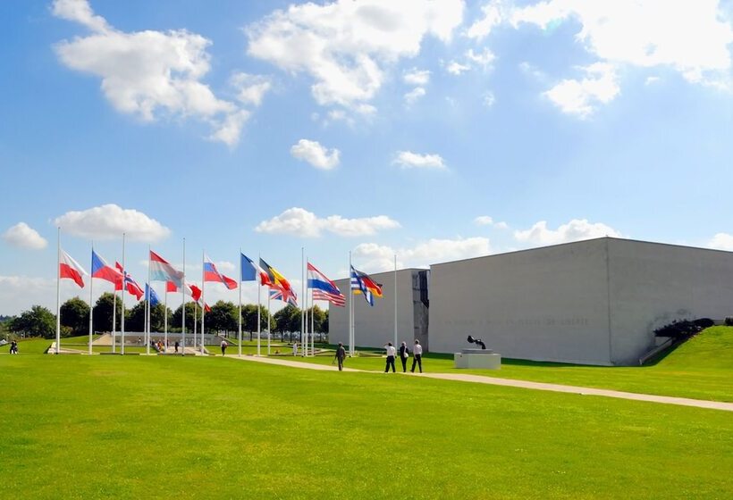 Отель Best Western Plus Le Moderne