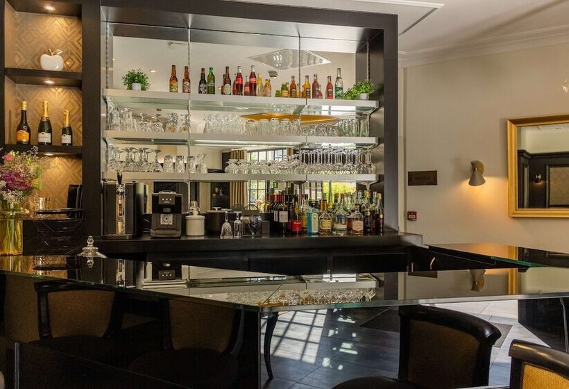 Отель Best Western Plus Le Moderne