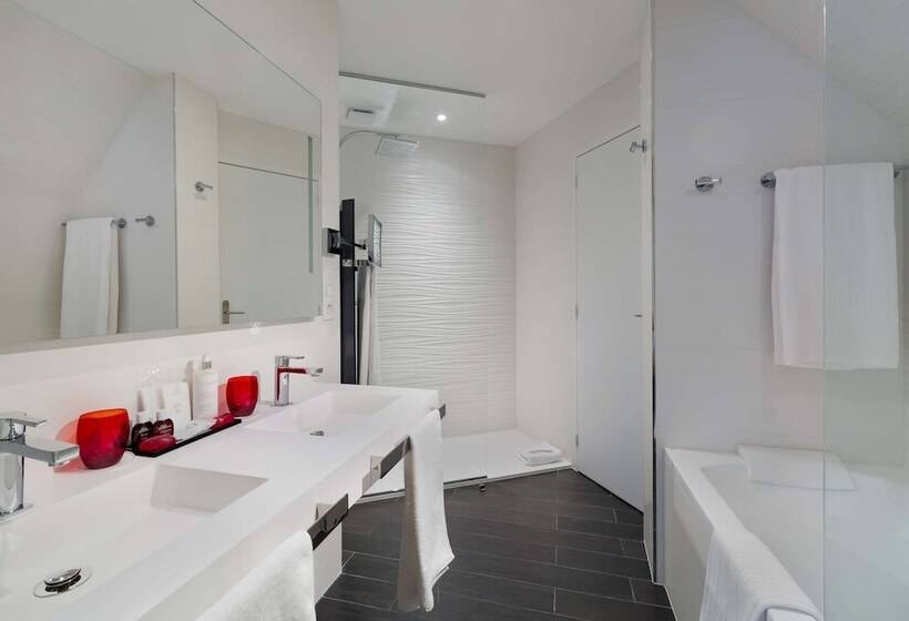 Отель Best Western Plus Le Moderne