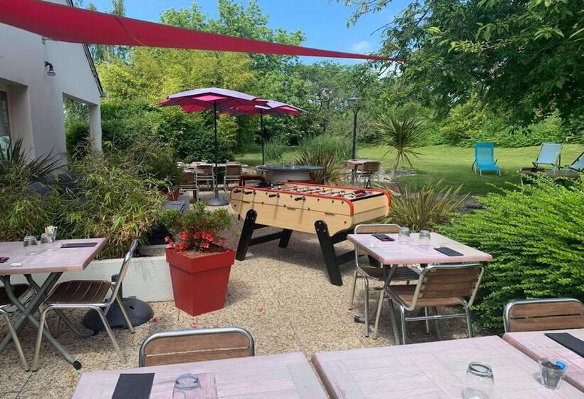 בית מלון כפרי Campanile Caen Est Mondeville