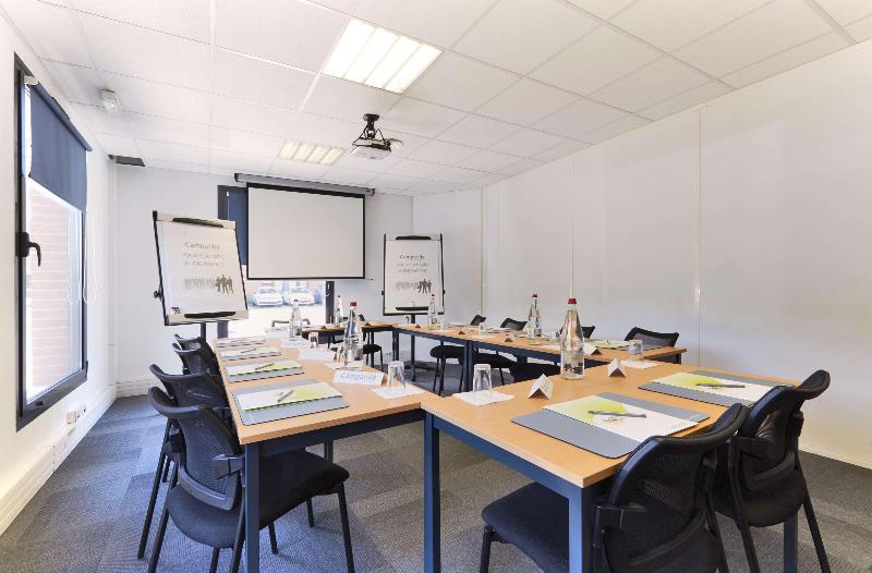 Отель Campanile Lille Nord  Wasquehal