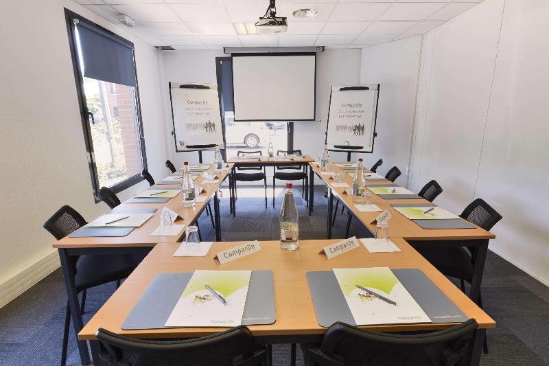 Отель Campanile Lille Nord  Wasquehal