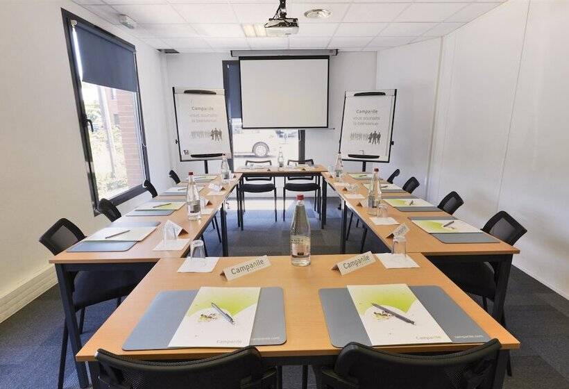 Отель Campanile Lille Nord  Wasquehal