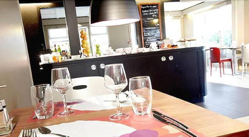 Отель Campanile Lille Nord  Wasquehal