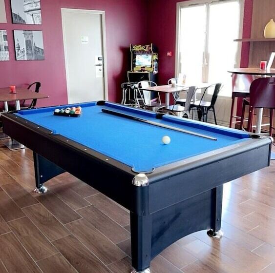 Отель Campanile Lille Nord  Wasquehal