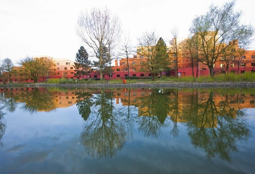 Disney Hotel Santa Fe