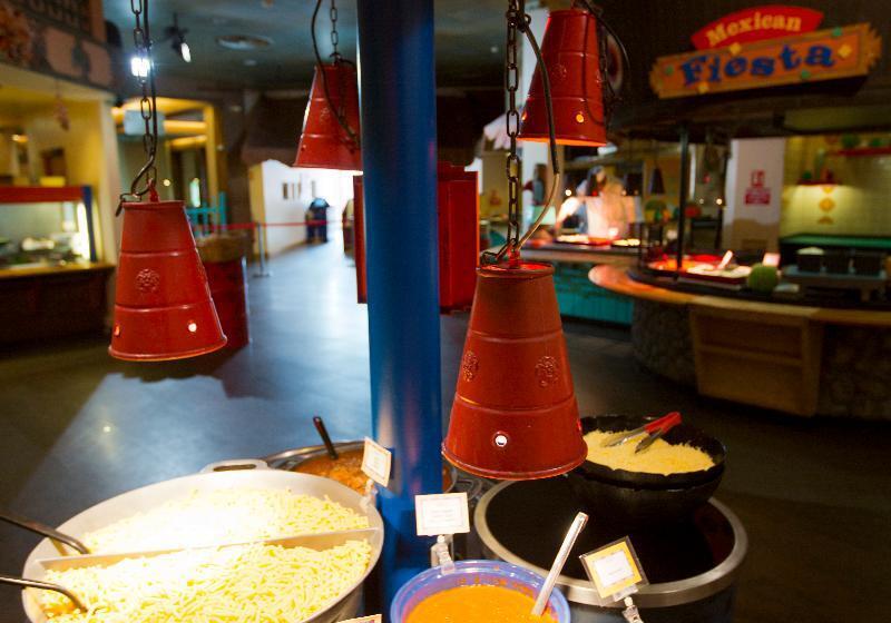 Disney Hotel Santa Fe