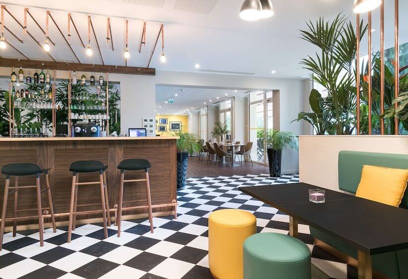 호텔 Hôtel Birdy By Happyculture