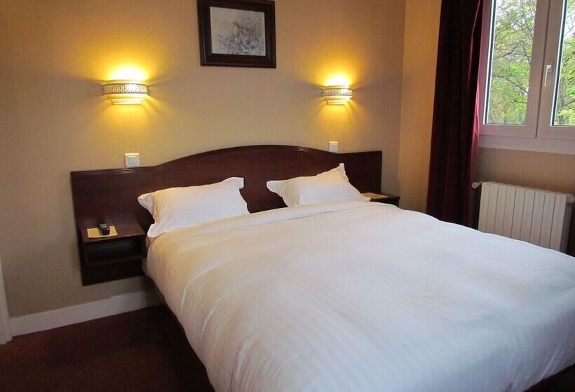 Отель Hôtel Du Parc