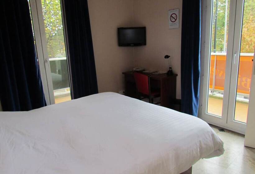 Отель Hôtel Du Parc