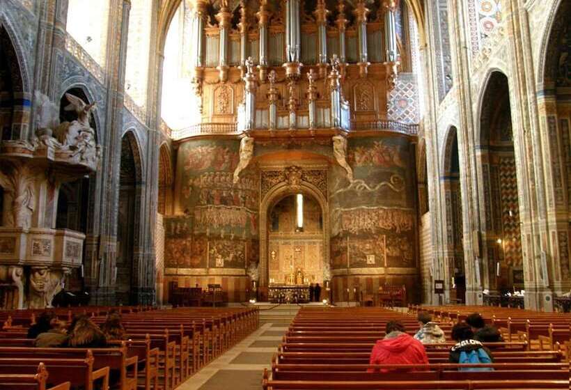 Отель Hôtel Du Vigan